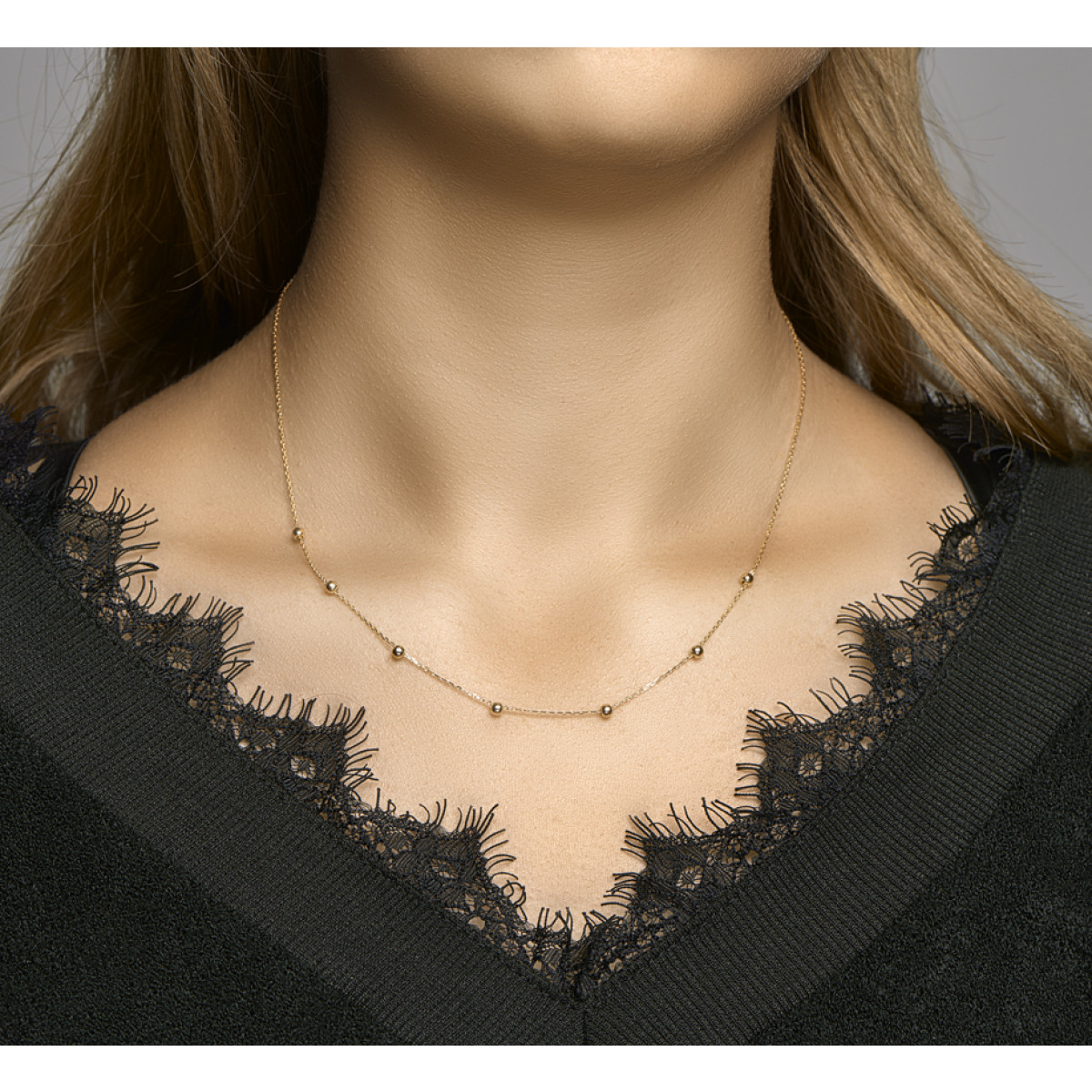 Gouden ketting met bolletjes