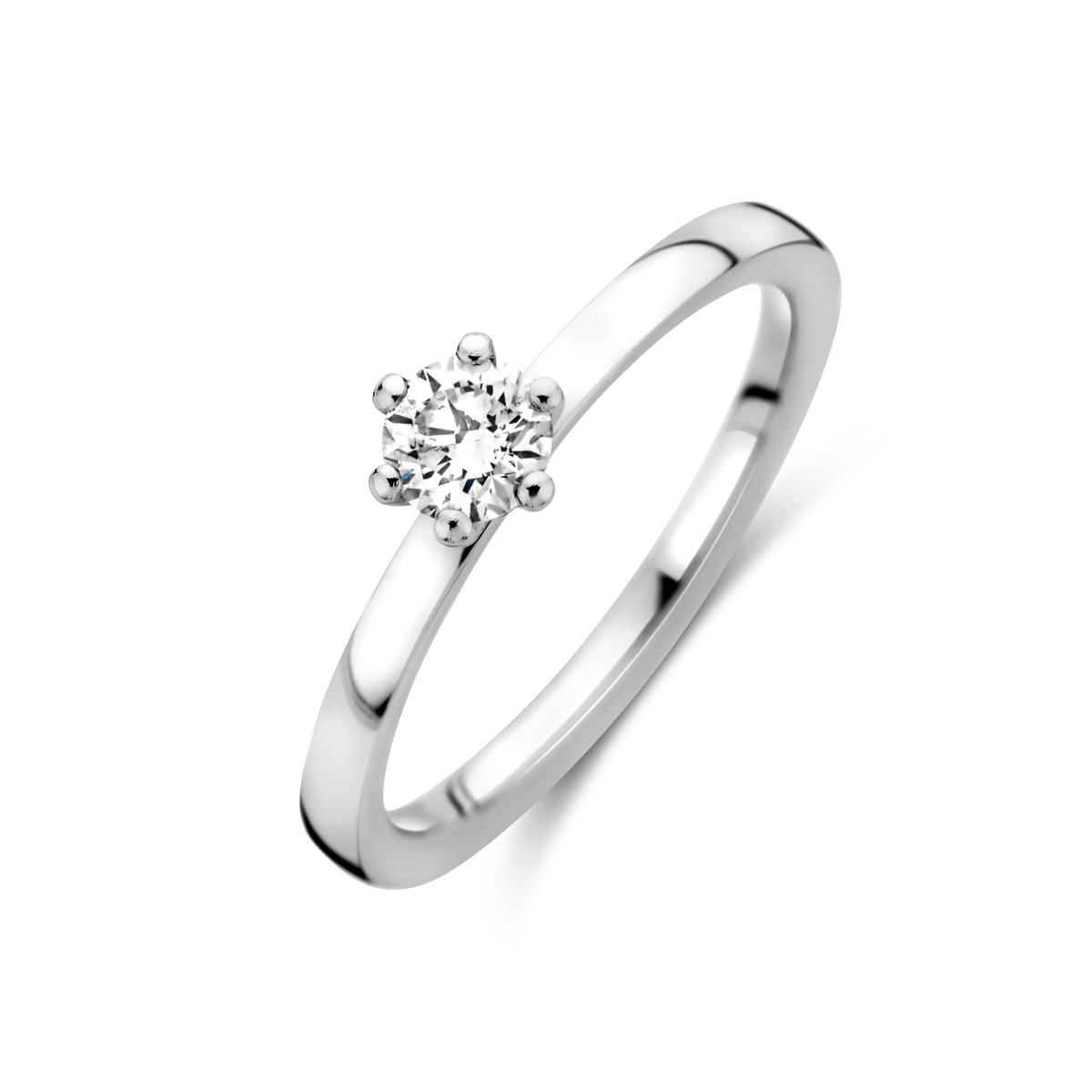 Platina solitaire ring met een ronde diamant 0.30 crt