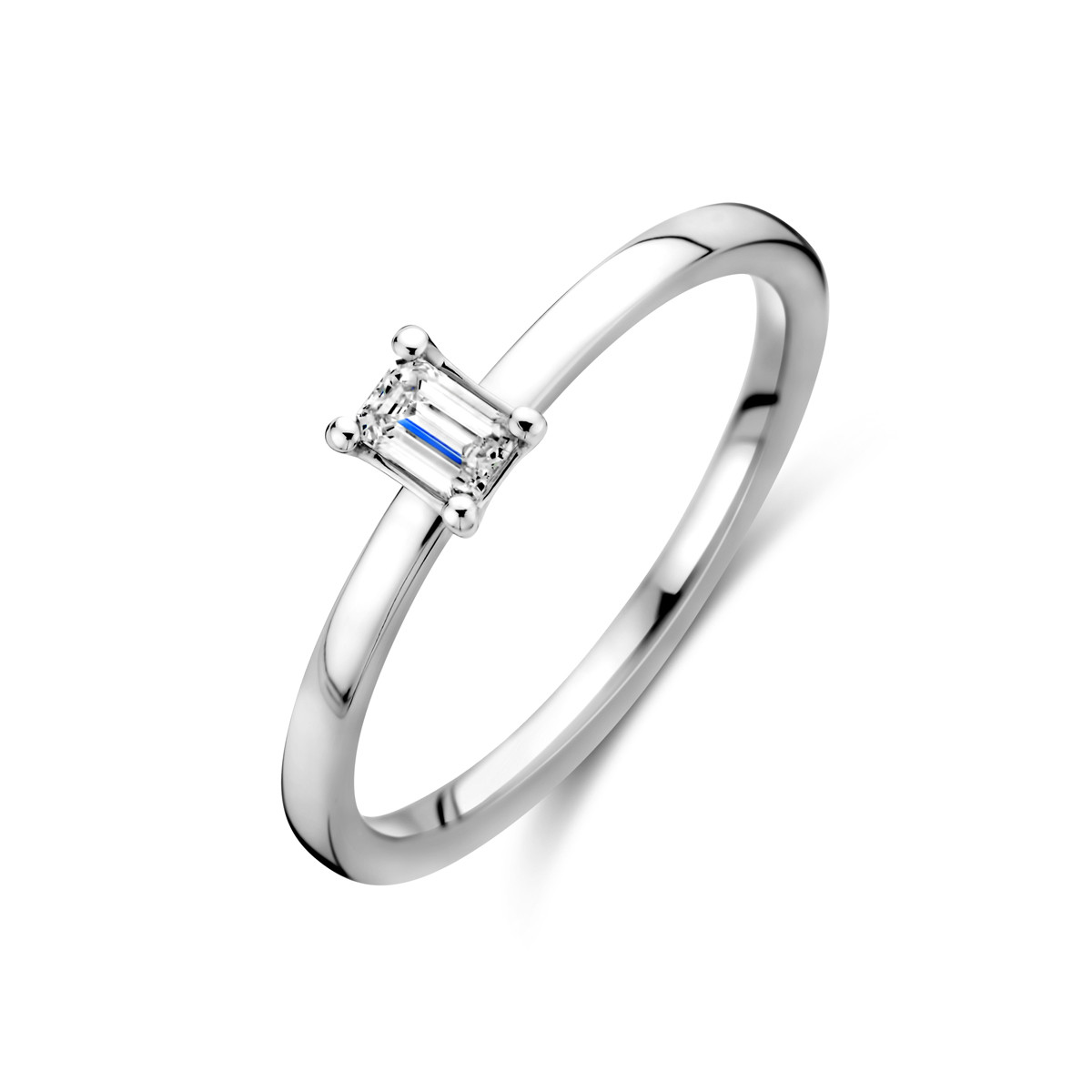 Platina solitaire ring met rechthoekige diamant 0.15 crt