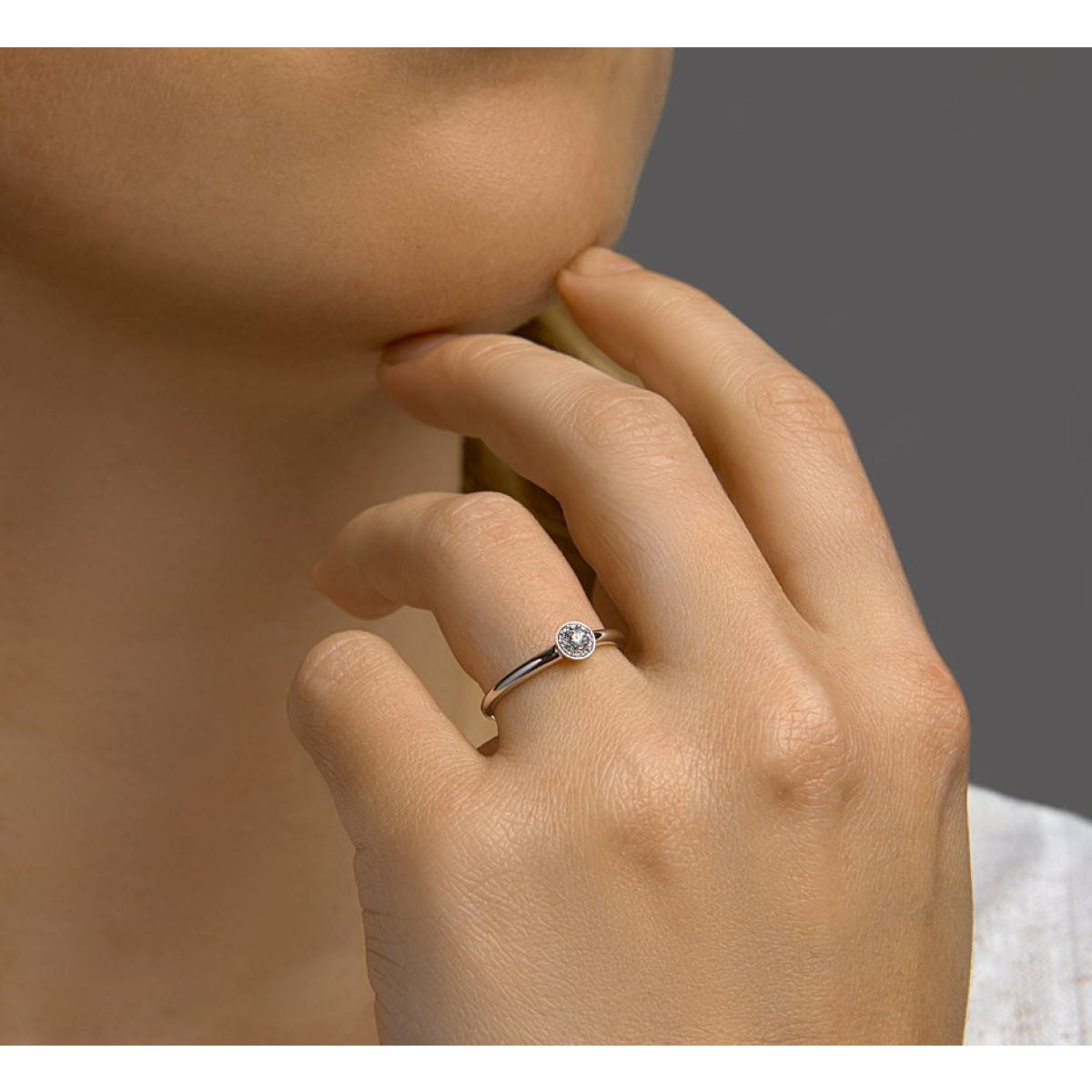 Ring witgoud en diamant 4.5 mm