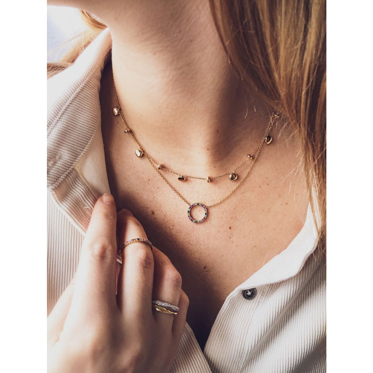 Schitterende ketting met multicolor saffier 0.44 crt