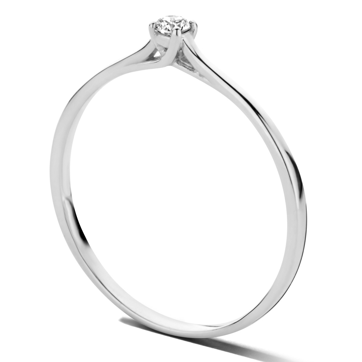 Witgouden solitaire ring met  diamant 0.05 crt