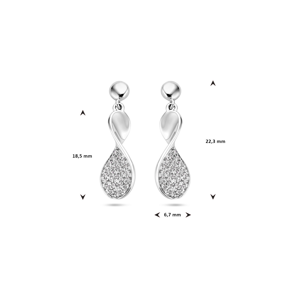 Zilveren gedraaide oorhangers met zirkonia's - 6.7 mm x 22.5 mm