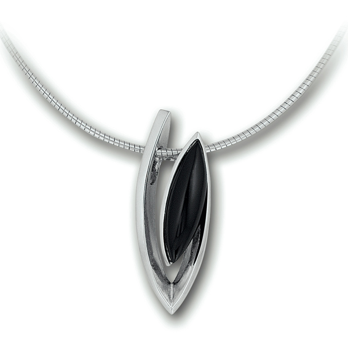 Zilveren ketting met zwarte onyx hanger en omega schakels 1.6 mm breed - Lengte 42-45 cm