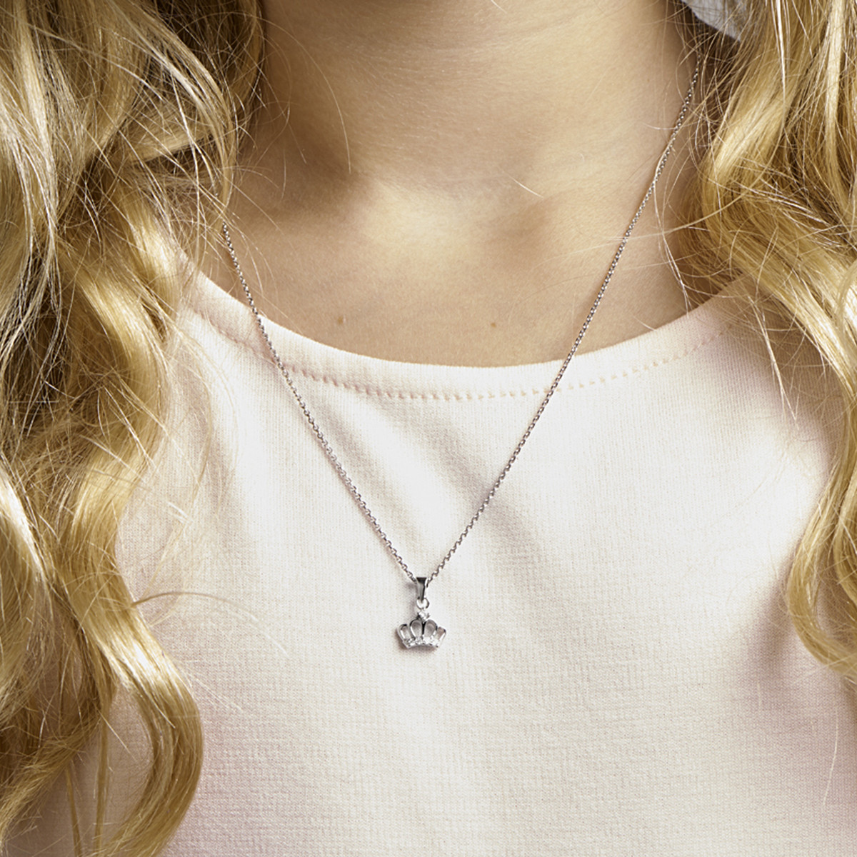 Zilveren kinderketting met een kroontje en zirkonia's - Lengte 36 + 4 cm
