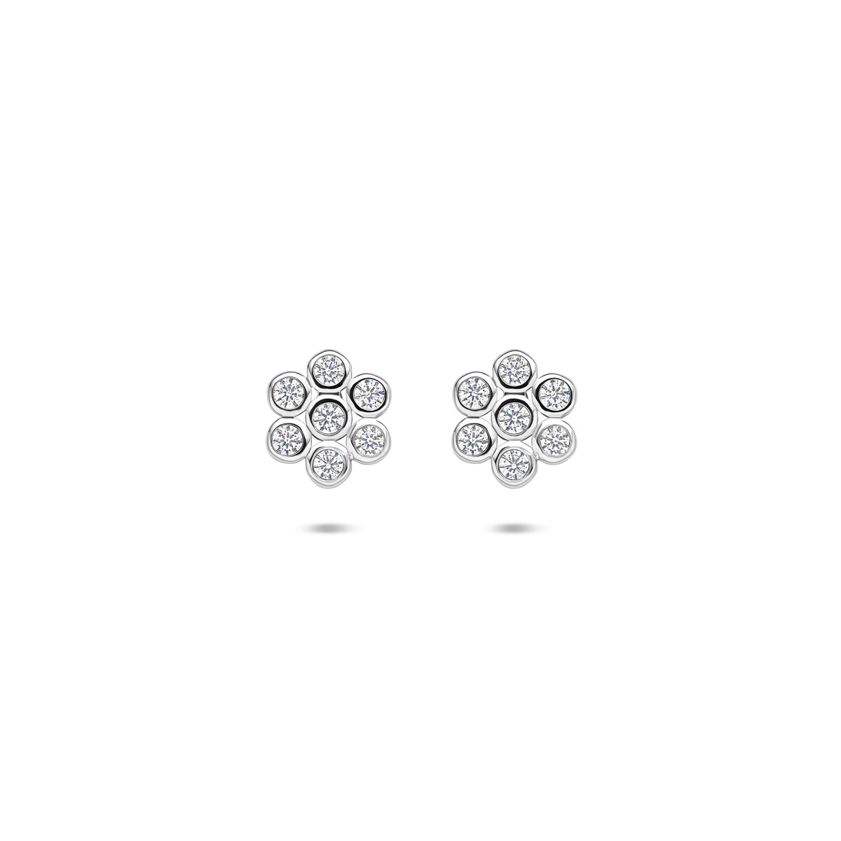 Zilveren oorknopjes met bloem van transparante zirkonia's in ronde zetting - Diameter 6.5 mm