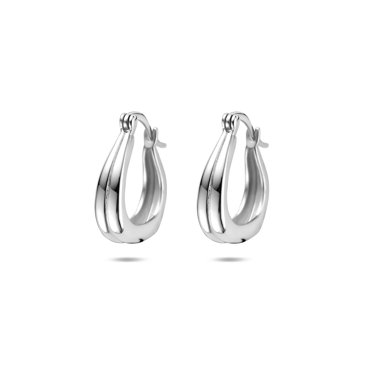 Zilveren oorringen in druppel vorm met 2 banen 4 mm breed - Hoogte 17.5 mm