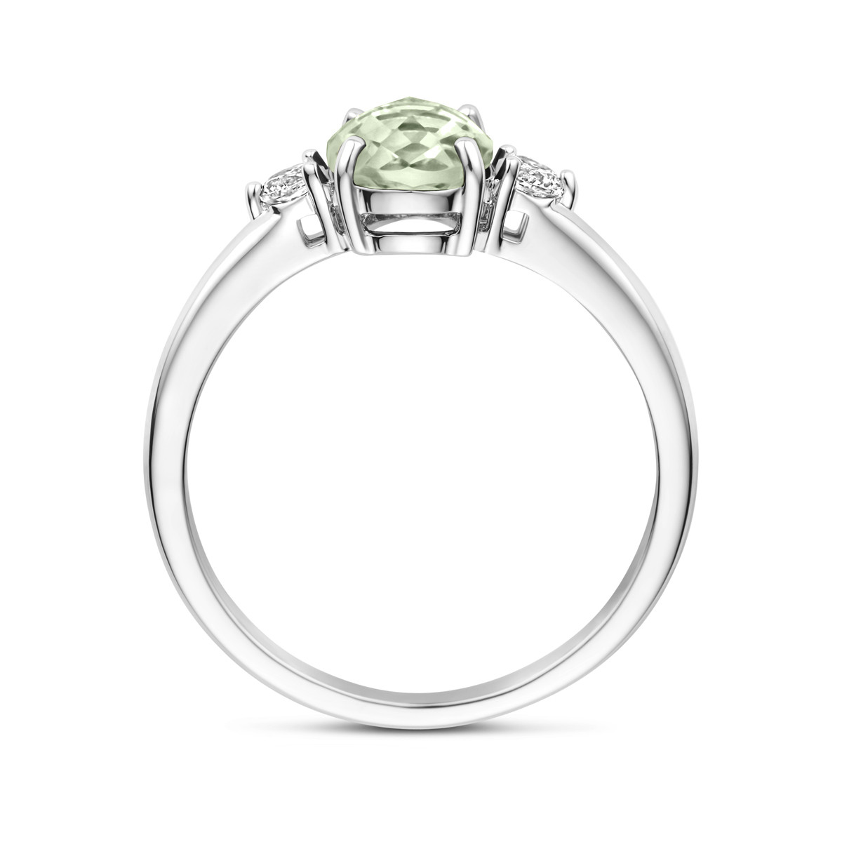 Zilveren ring met groene ovale amethist en 2 briljant geslepen zirkonia's 8 mm breed