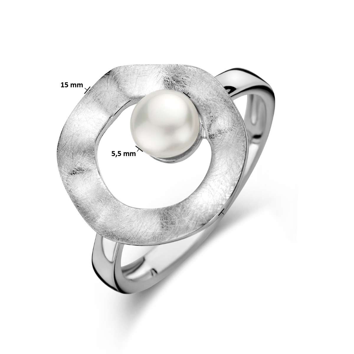Zilveren ring met zoetwaterparel en gescratchte open cirkel 15 mm breed