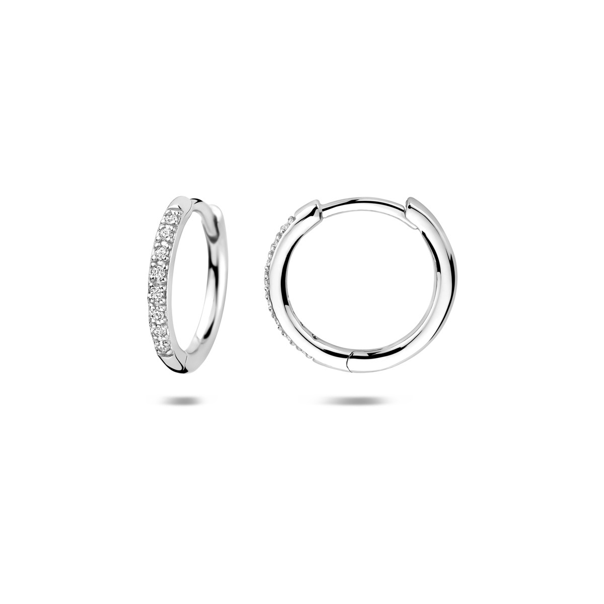 Zilveren ronde oorringen met zirkonia rij briljant geslepen 2 mm breed - Diameter 15 mm