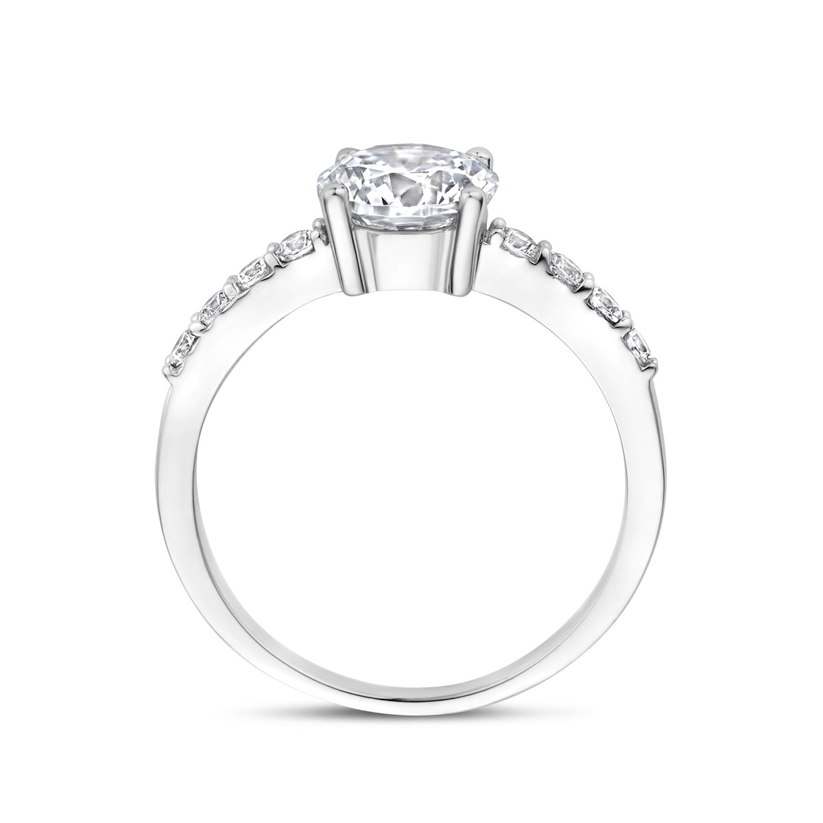 Zilveren solitair ring met briljant geslepen zirkonia en zijstenen 7 mm breed