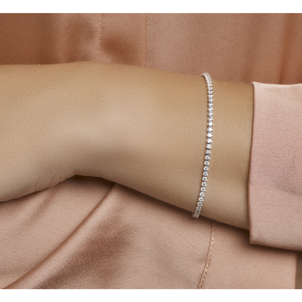 Zilveren tennisarmband met zirkonia rij
