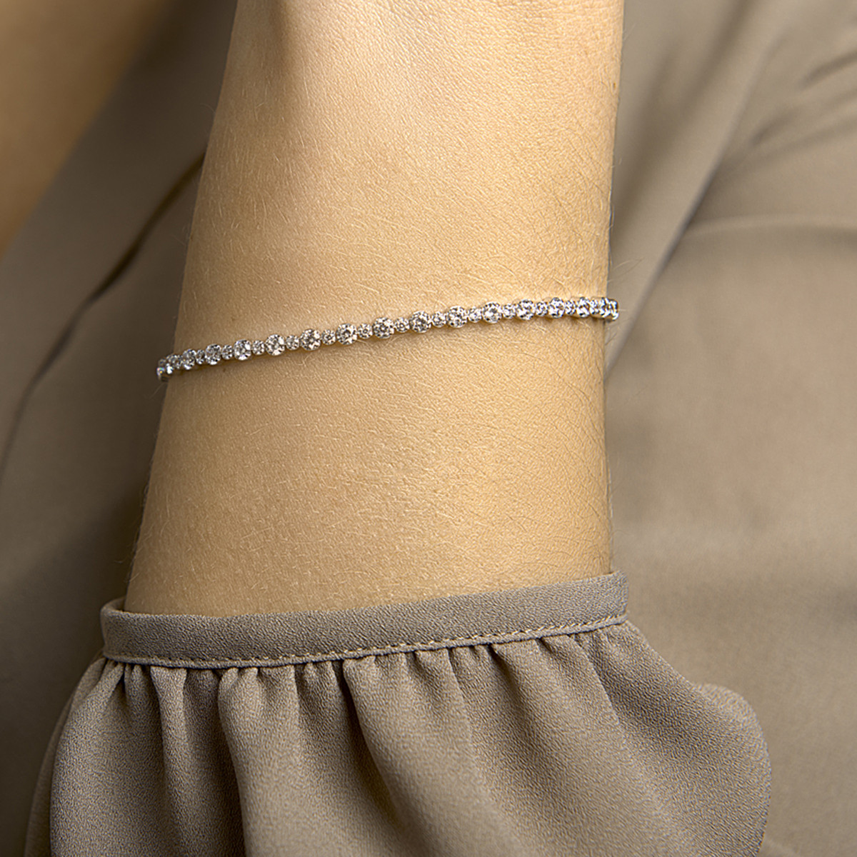Zilveren tennisarmband met zirkonia's 3 mm breed - Lengte 18 cm