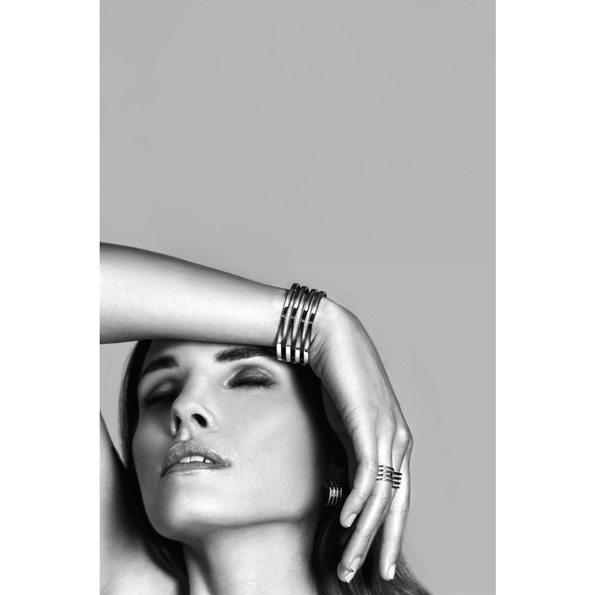 Zinzi x Mart Visser MVA1 zilveren spangarmband met 4 banen 24 mm breed - Diameter 64 mm
