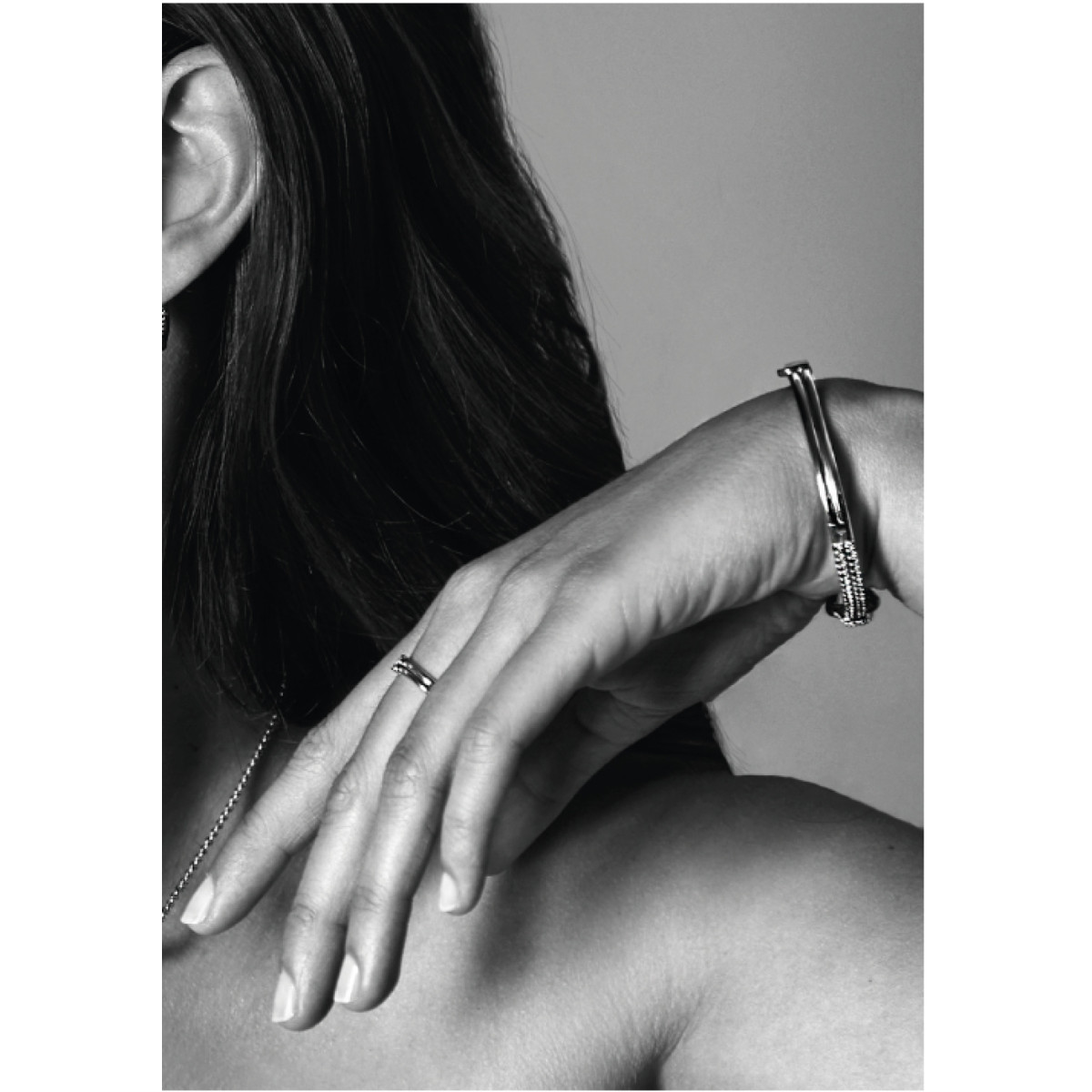 Zinzi x Mart Visser MVA19 zilveren bangle met knoop en zirkonia 12 mm breed - Diameter 65 mm
