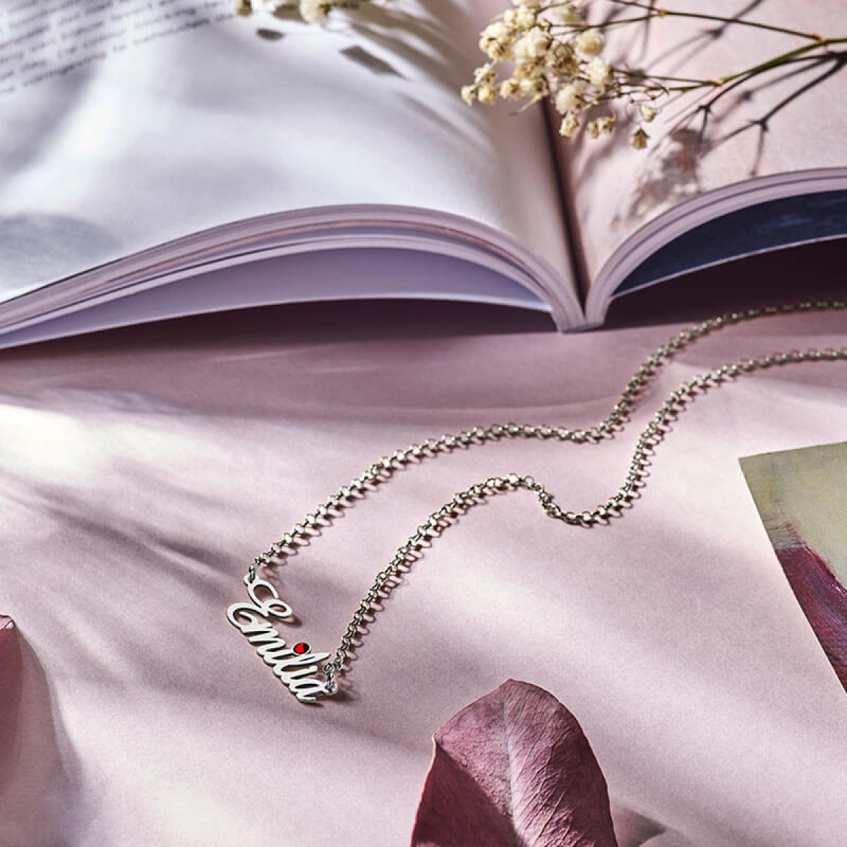 Zilveren naamketting met geboortesteen model Emilia Names4ever