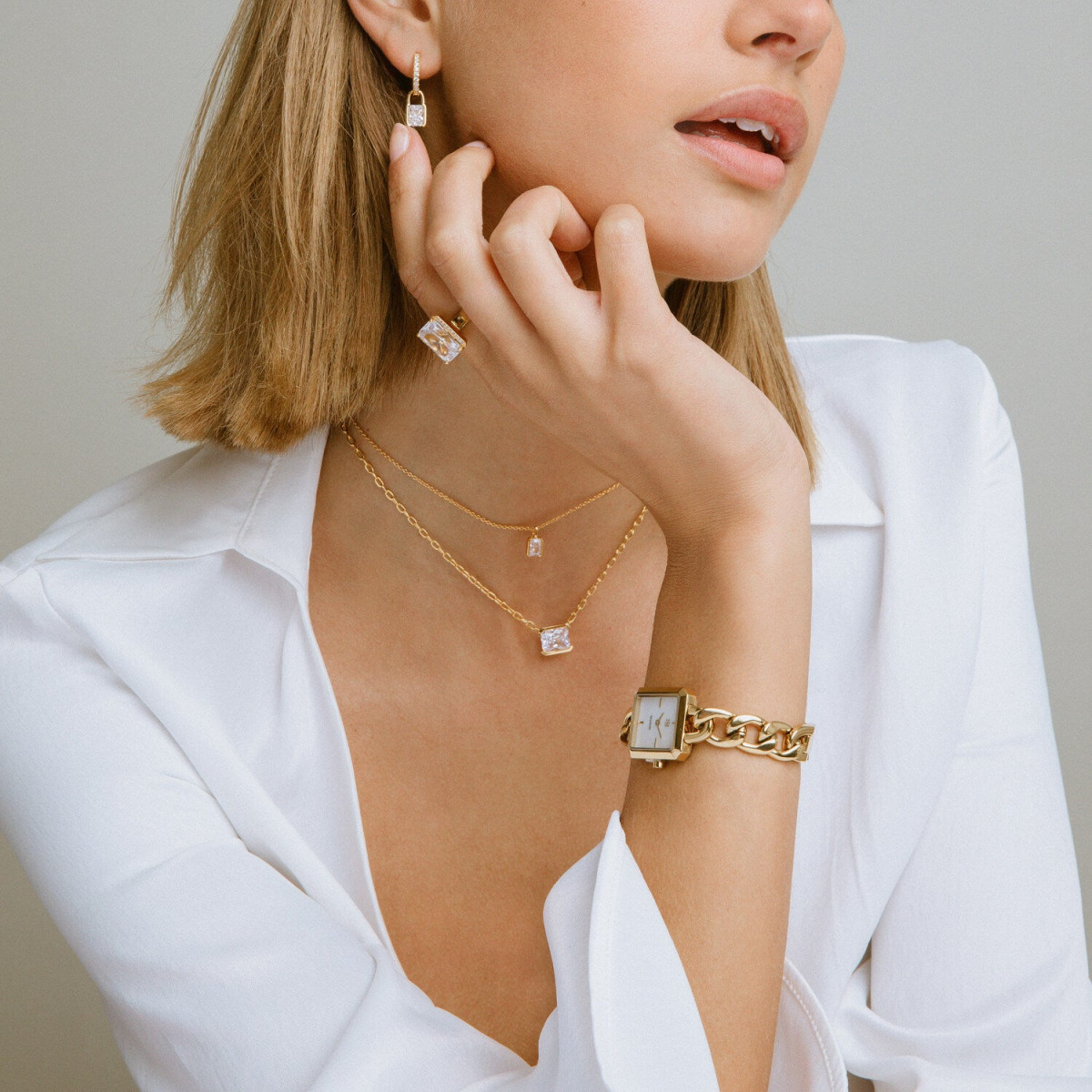 Sif Jakobs gold plated ketting met rechthoekige zirkonia hanger SJ-N42258-CZ-YG