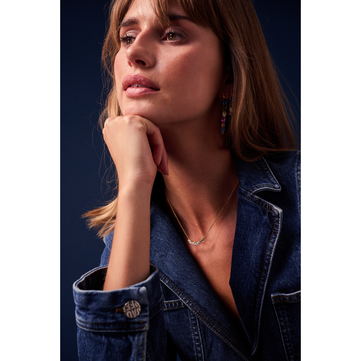 Sif Jakobs Ellisse SJ-N2332-CZ-YG goudkleurige ketting met transparante zirkonia's 30 mm breed - Lengte 45 cm