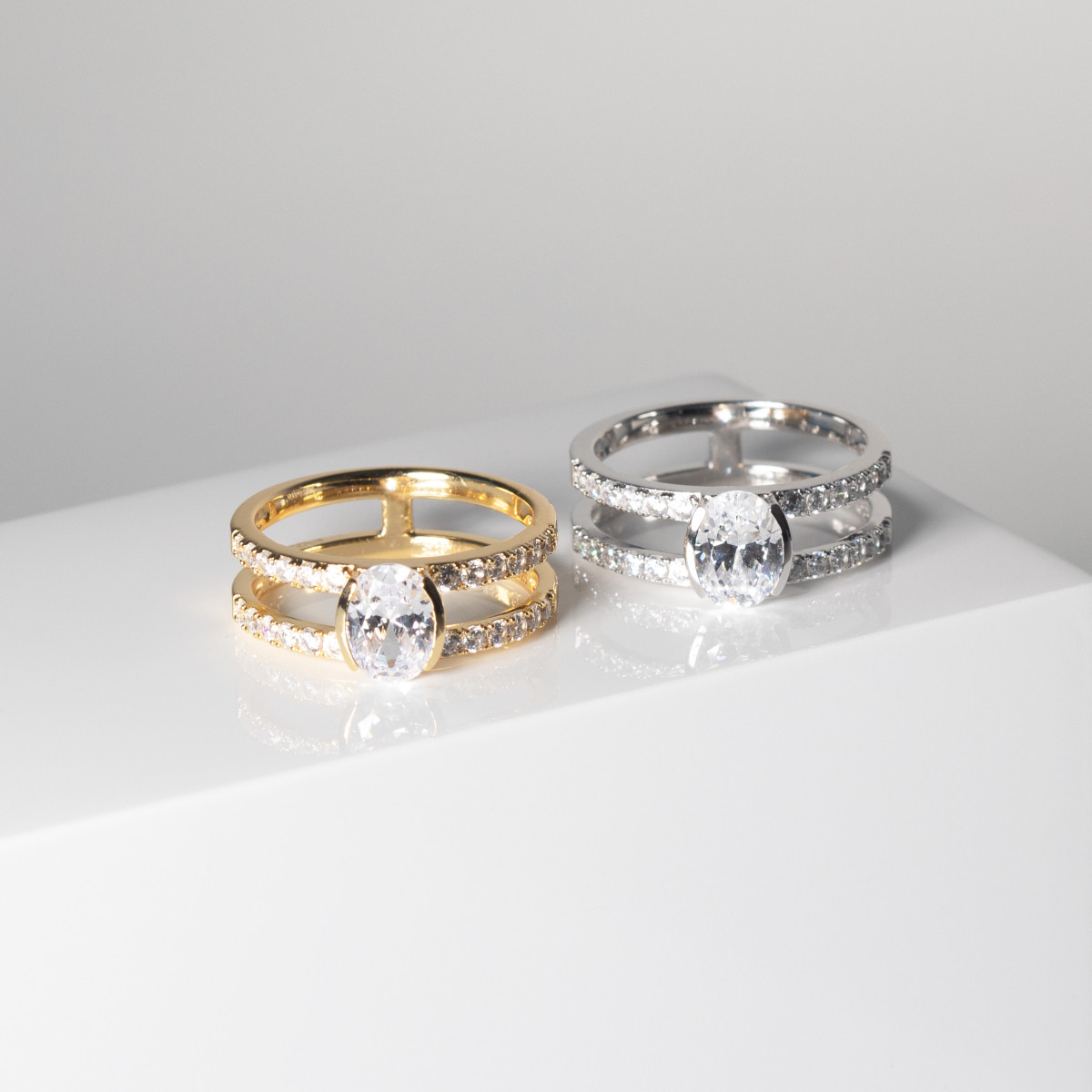 Sif Jakobs Ellisse SJ-R2357-CZ-YG gold plated ring transparante zirkonia 6.7 mm breed