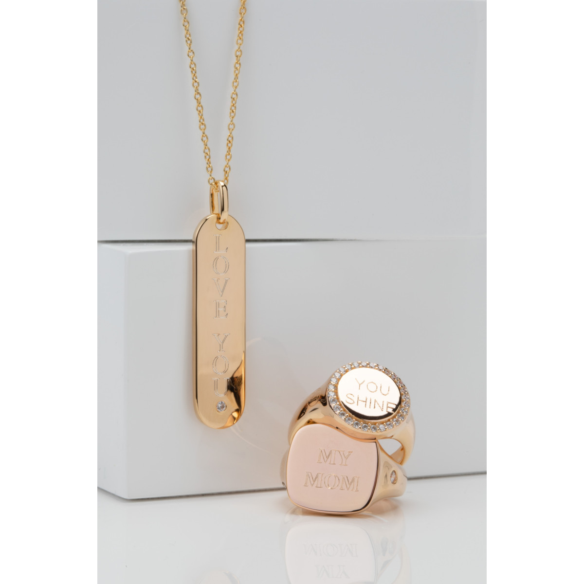 Sif Jakobs Follina SJ-R1071-CZ-YG gold plated ring met zirkonia en vierkante top