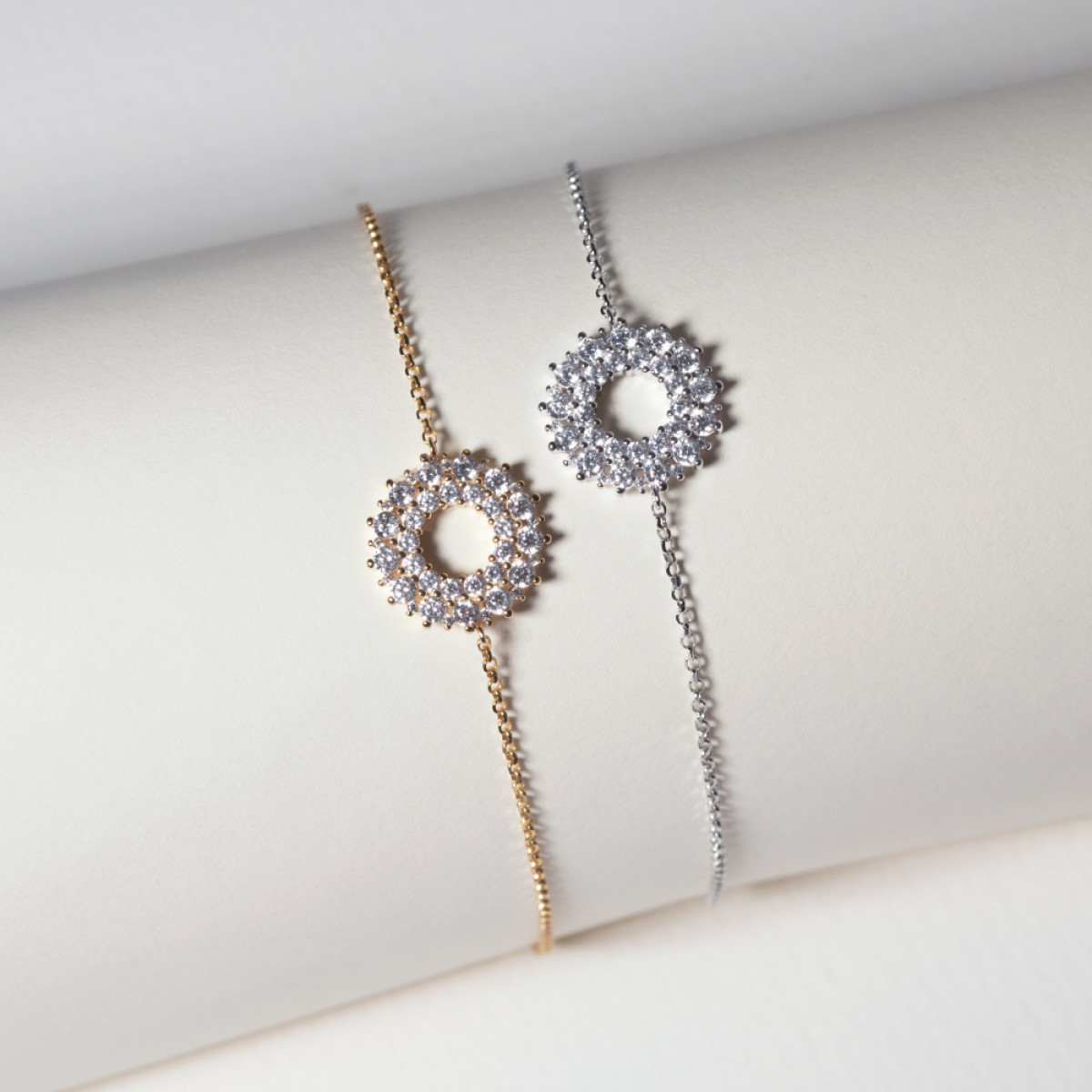 Sif Jakobs Livigno SJ-B2366-CZ zilveren armband met witte zirkonia in cirkel -13.6 x max. 19 cm