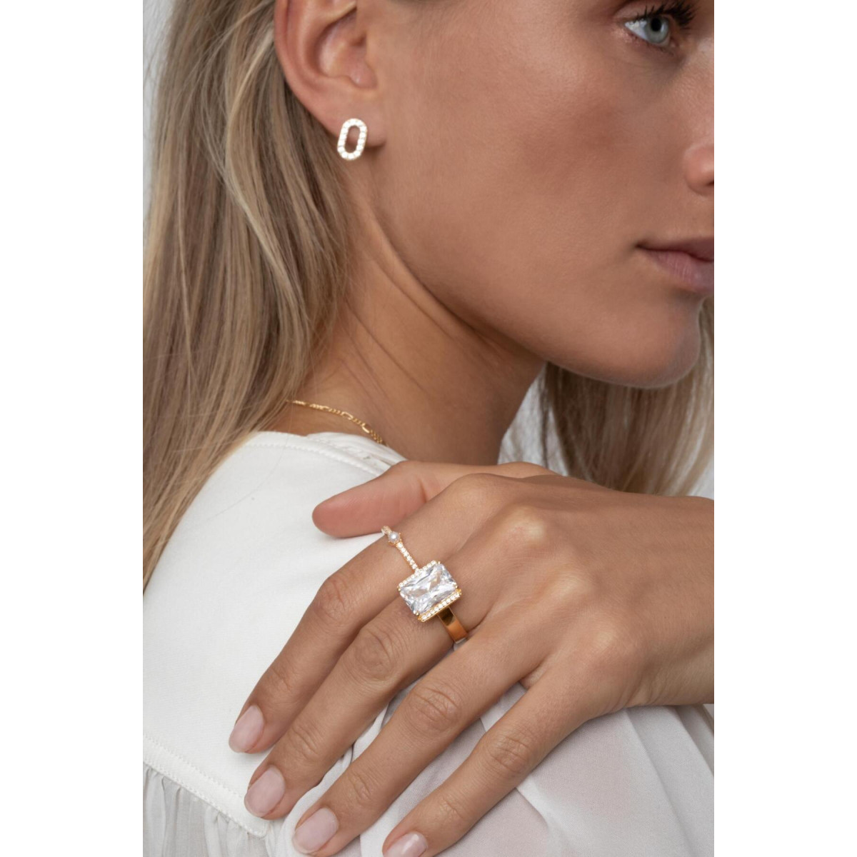 Sif Jakobs Roccanova SJ-R42267-CZ-YG goudkleurige ring met transparante zirkonia 13.5 mm breed