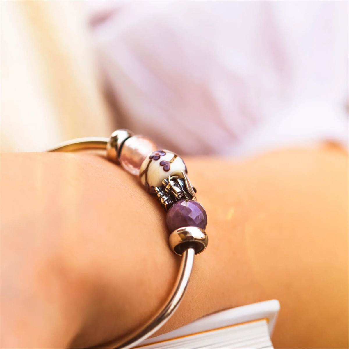 Trollbeads TGLBE-30199 Stedelijk ritme glazen bedel met bruin paarse bloemen - Special edition