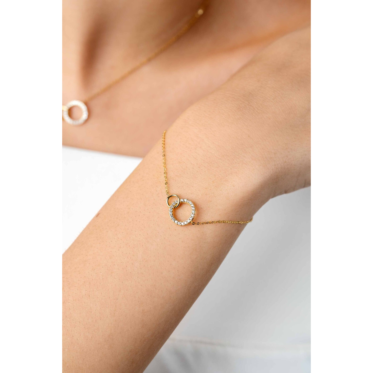 Zinzi ZGA460 gouden armband met 2 verbonden cirkels 11 mm breed - Lengte 16.5-19.5 cm