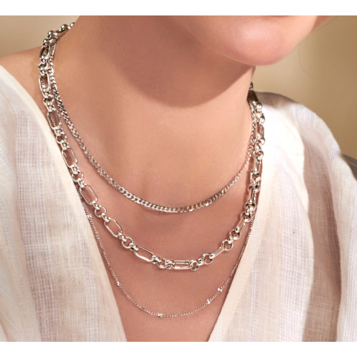 Zilveren gerhodineerde ketting gourmetschakel 2.5 mm met plaatjes