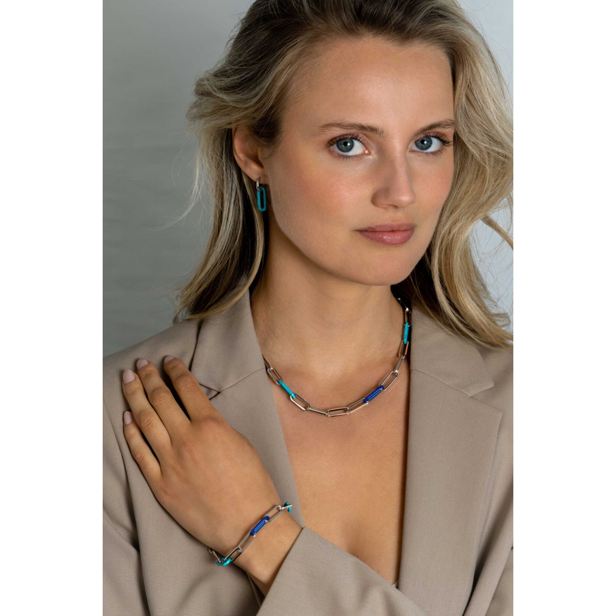 Zinzi Chain ZIA2456 zilveren armband met blauwe en turquoise schakels 7 mm breed - Lengte 19 cm
