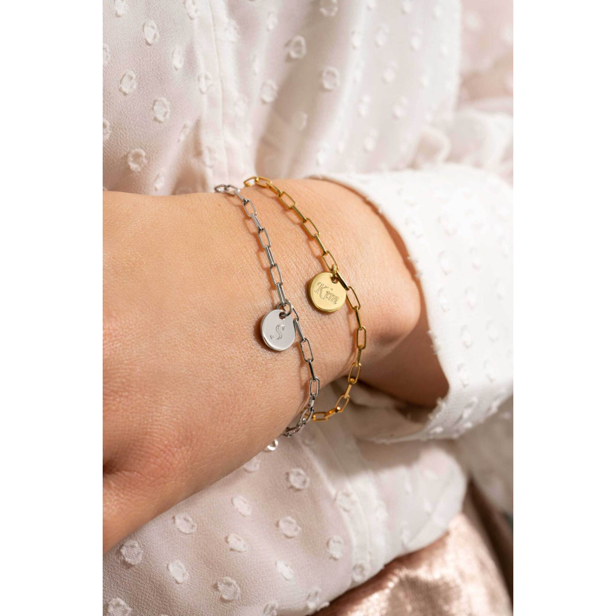 Zinzi Gravures ZIA2166G goudkleurige armband met ronde hanger 2.6 mm breed - Lengte 17-20 cm