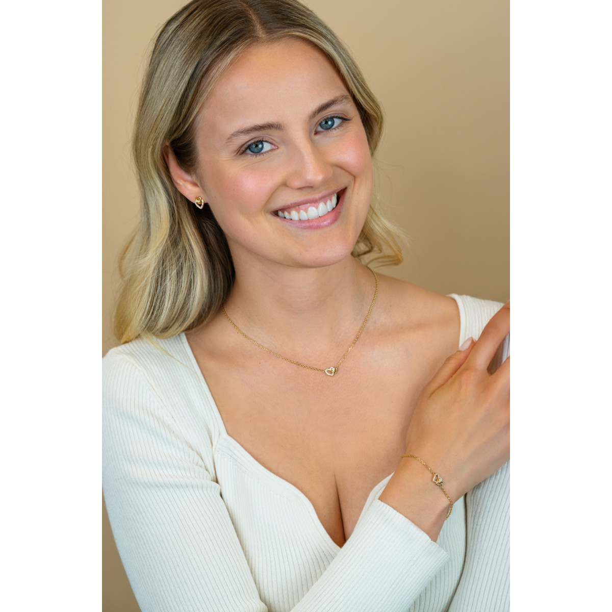 Zinzi Liekes Favorieten ZIA2493Y goudkleurige armband met hartjes 7.7 mm breed - Lengte 17-19 cm