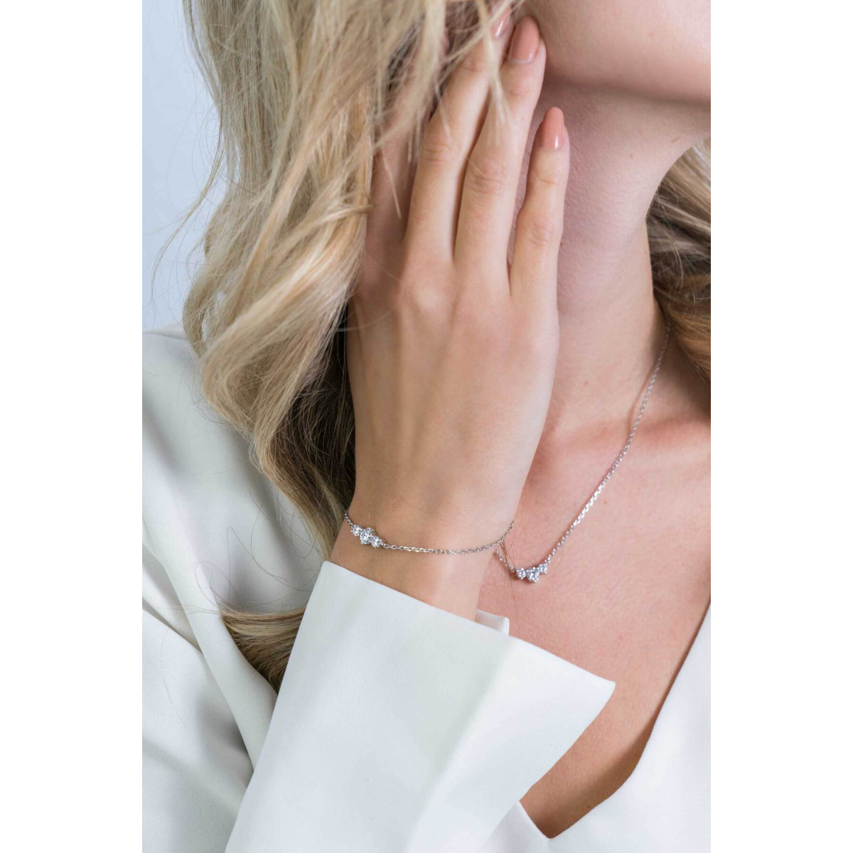 Zinzi ZIA2136 zilveren armband met 3 ronde zirkonia's 6.7 mm breed - Lengte 18-20 cm
