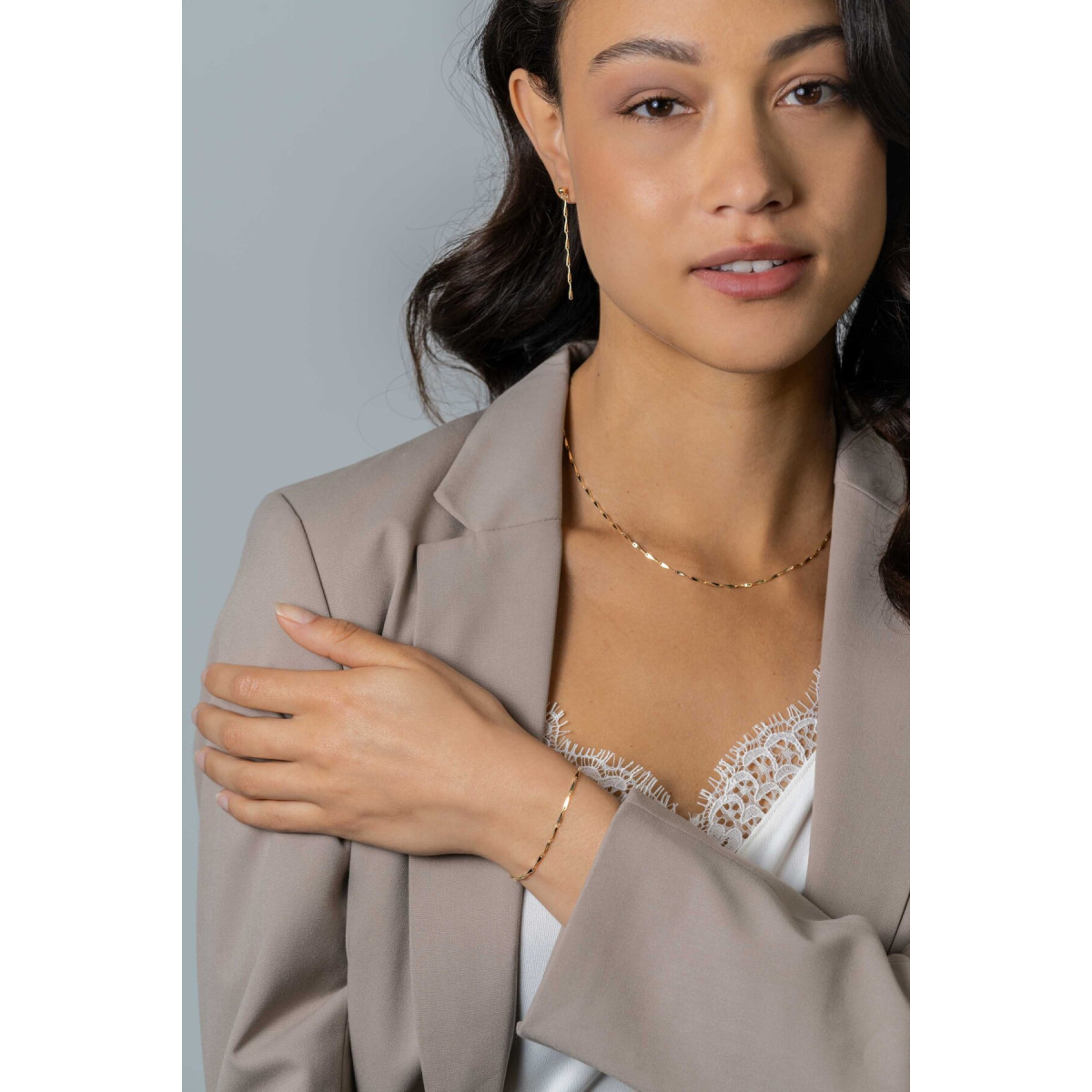 Zinzi ZIA2414G goudkleurige armband met pijlschakels 1.5 mm breed - Lengte 17.5-20 cm