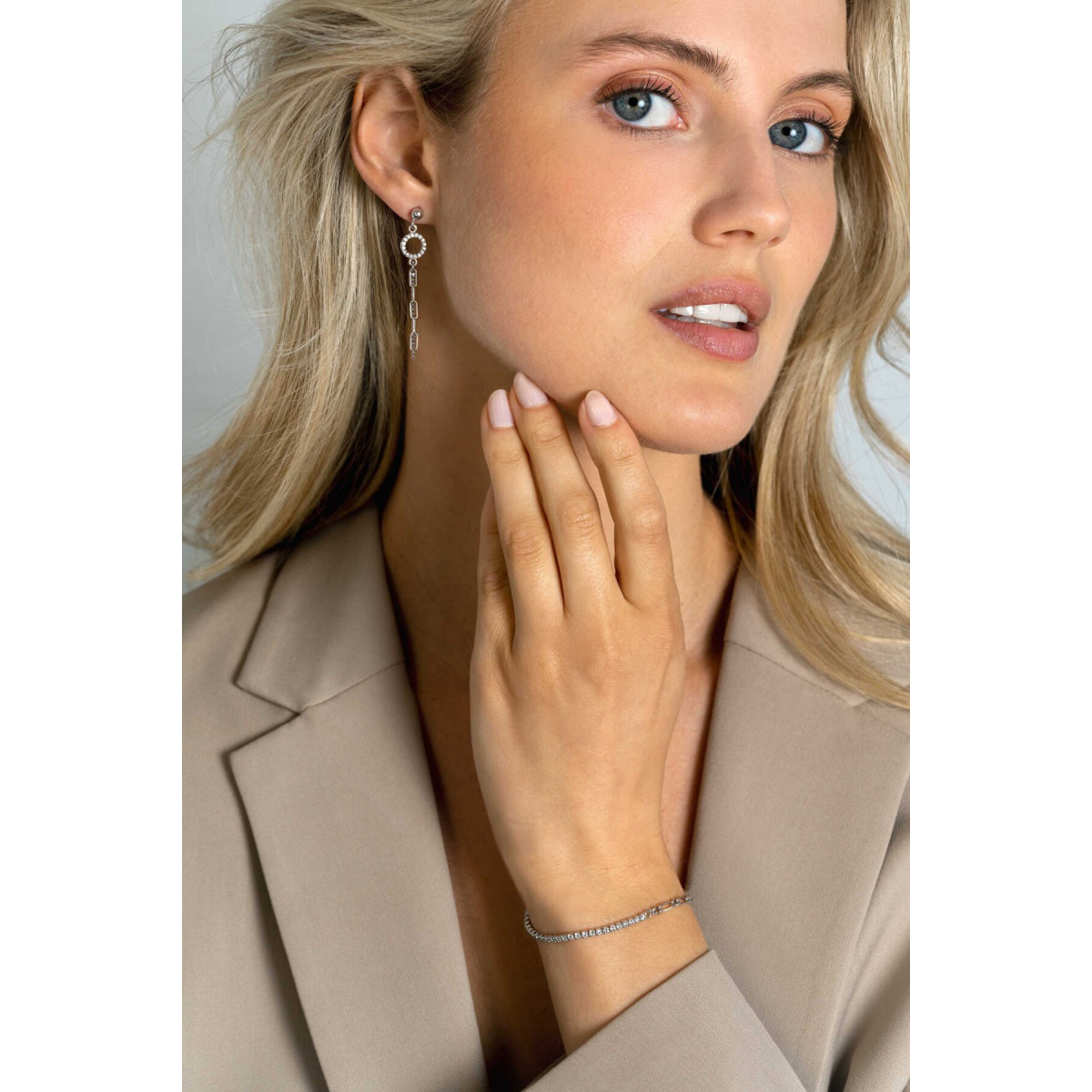 Zinzi ZIA2460 zilveren armband met zirkonia- en fanatsie schakels 2.3 mm breed - Lengte 17-20 cm