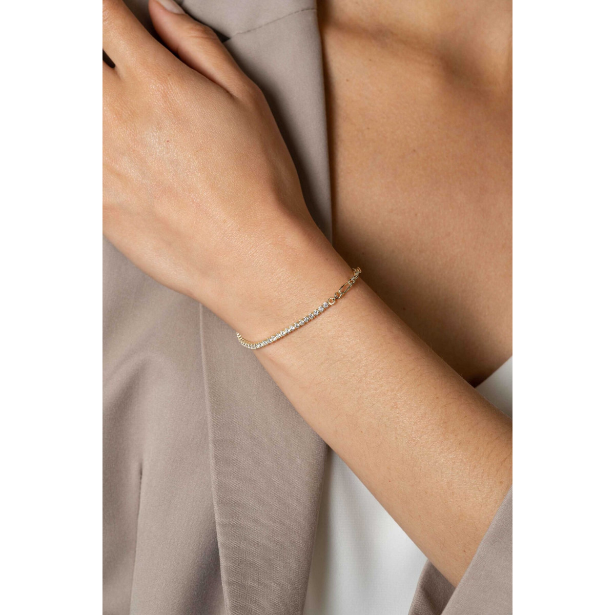 Zinzi ZIA2460Y vergulde armband met zirkonia rij en schakels 2.3 mm breed - Lengte 17-20 cm