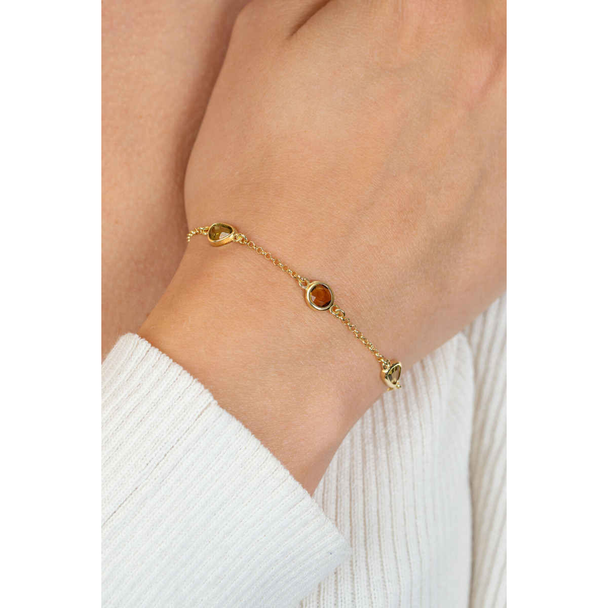 Zinzi ZIA2770 gold plated armband met bruin groene zirkonia 7.2 mm breed - Lengte 17.5-20.5 cm