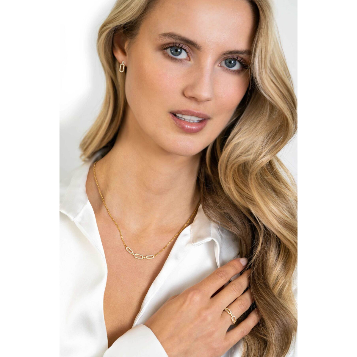 Zinzi ZIC2398Y goudkleurige schakelketting met zirkonia 5.2 mm breed - Lengte 40-45 cm