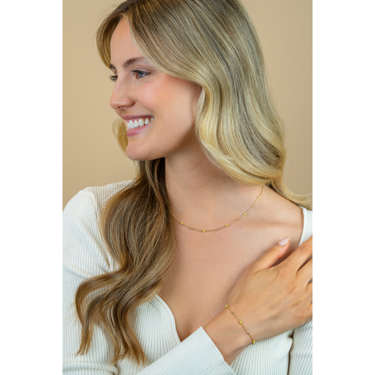 Zinzi ZIC2508 goudkleurige ketting met geelgroene kraaltjes 3 mm breed - Lengte 42-45 cm