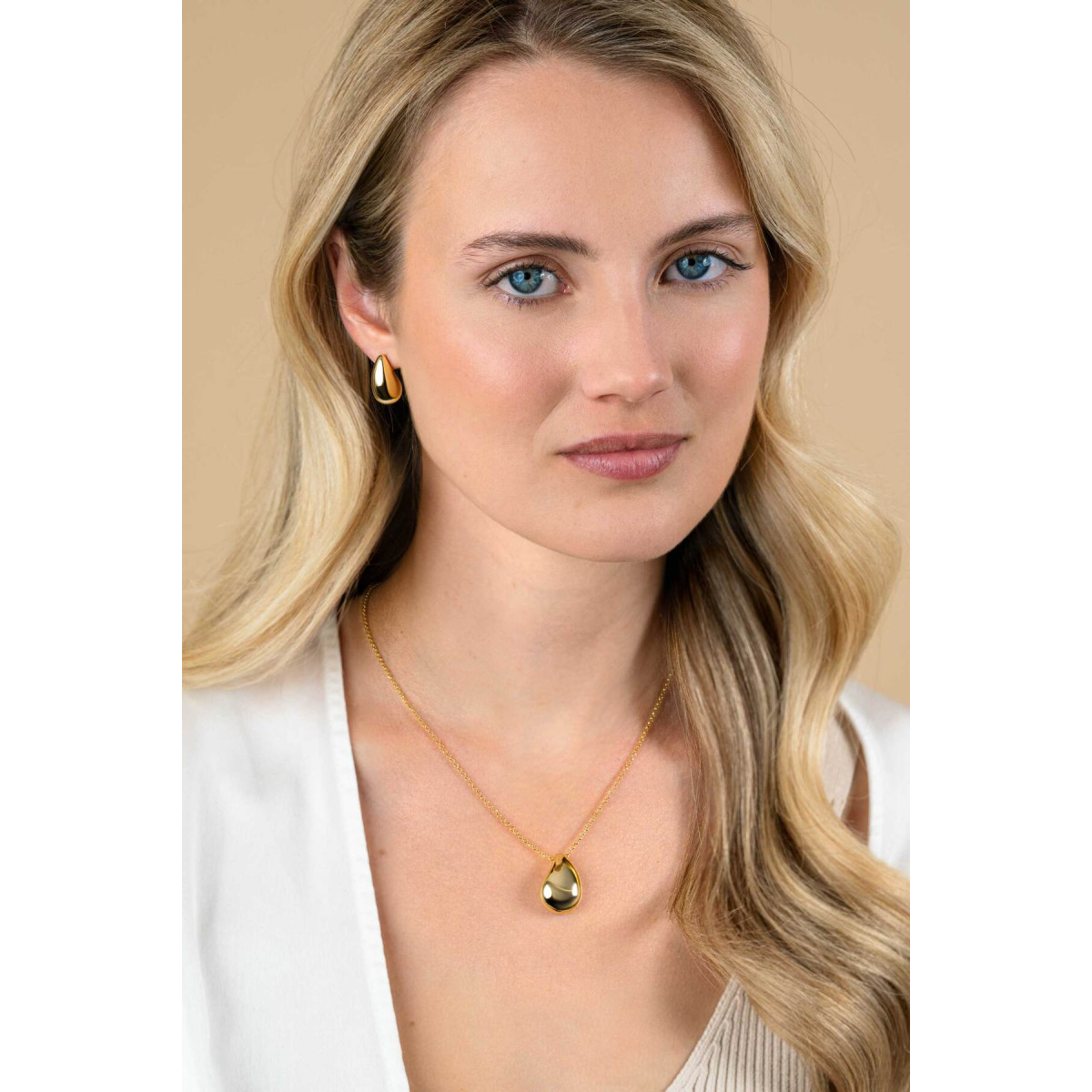 Zinzi ZIC2637G goudkleurige ketting met druppel hanger 24 mm breed - Lengte 45 cm
