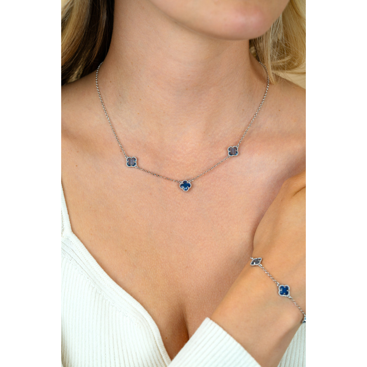 Zinzi ZIC2663B zilveren ketting met blauwe klavertjes vier 9 mm breed - Lengte 42-45 cm