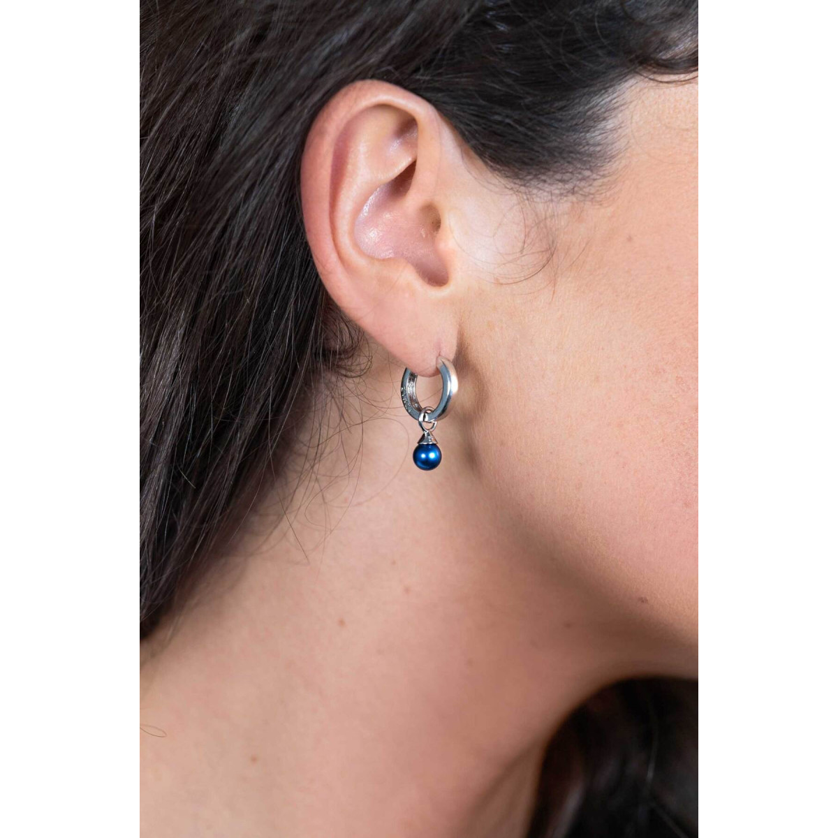 Zinzi ZICH1749B zilveren oorbedels met blauwe parels 6 mm breed - Hoogte 13.5 mm - zonder oorringen