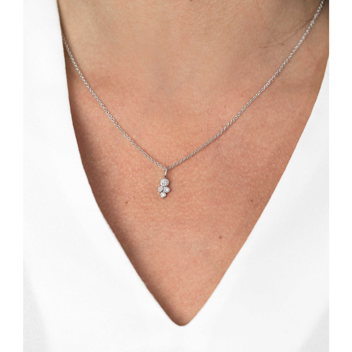 Zinzi ZIH1829 zilveren hanger met 4 zirkonia's in ronde zetting 5.7 mm breed - Hoogte 15 mm