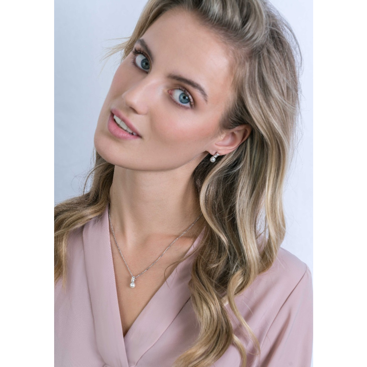 Zinzi ZIH2135 zilveren hanger met zirkonia en imitatieparel 6.1 mm breed - Hoogte 14 mm