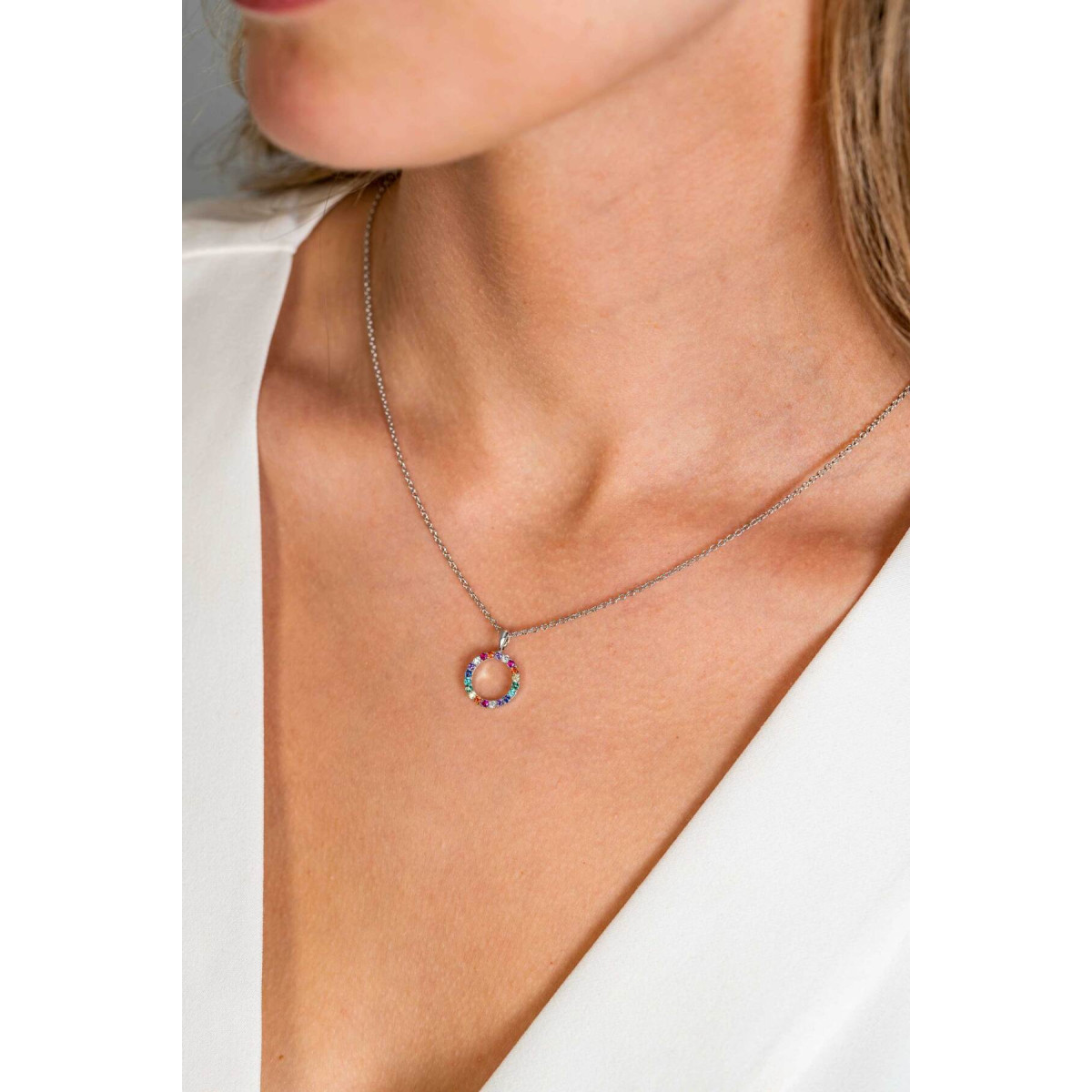 Zinzi ZIH2170Z zilveren hanger met ronde multicolor zirkonia stenen 12.5 mm breed - Hoogte 17.5 mm
