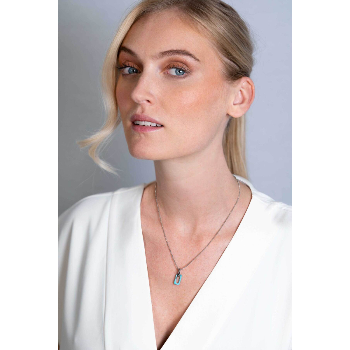 Zinzi ZIH2237 zilveren hanger rechthoekig met turquoise howliet 8 mm breed - Hoogte 28 mm