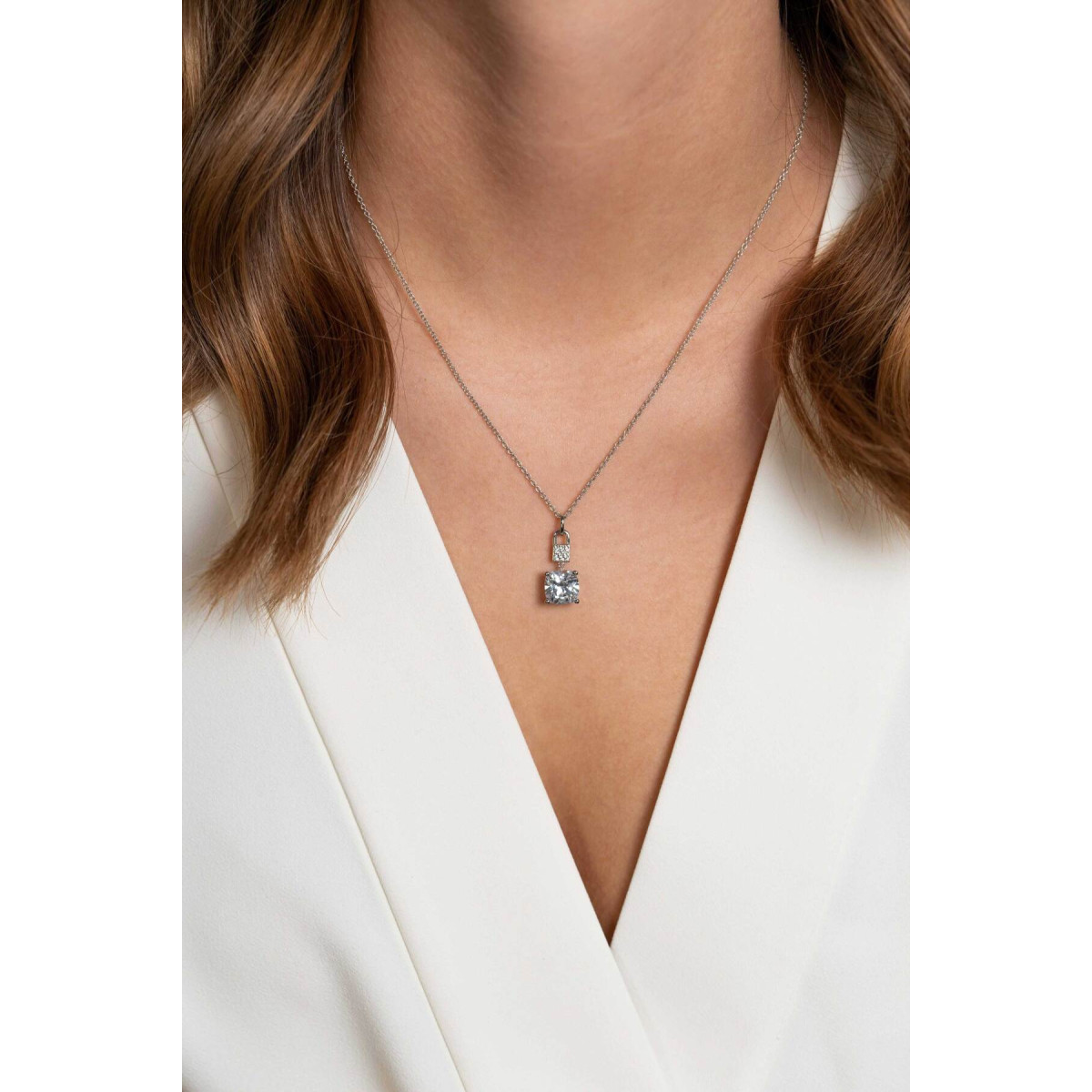 Zinzi ZIH2268 zilveren hanger met vierkante zirkonia en pavé details 9 mm breed - Hoogte 24 mm