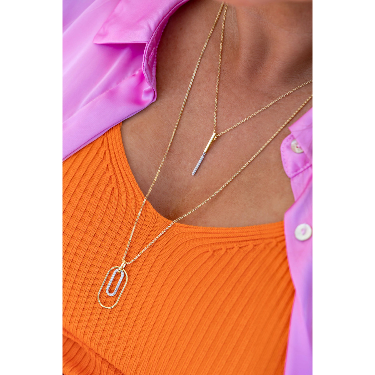 Zinzi ZIH2329 goudkleurige hanger met ovale lussen en zirkonia 14.5 mm breed - Hoogte 32 mm