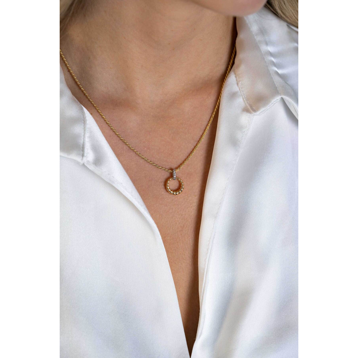Zinzi ZIH2403Y bicolor ronde hanger met transparante zirkonia 12 mm breed - Hoogte 15 mm