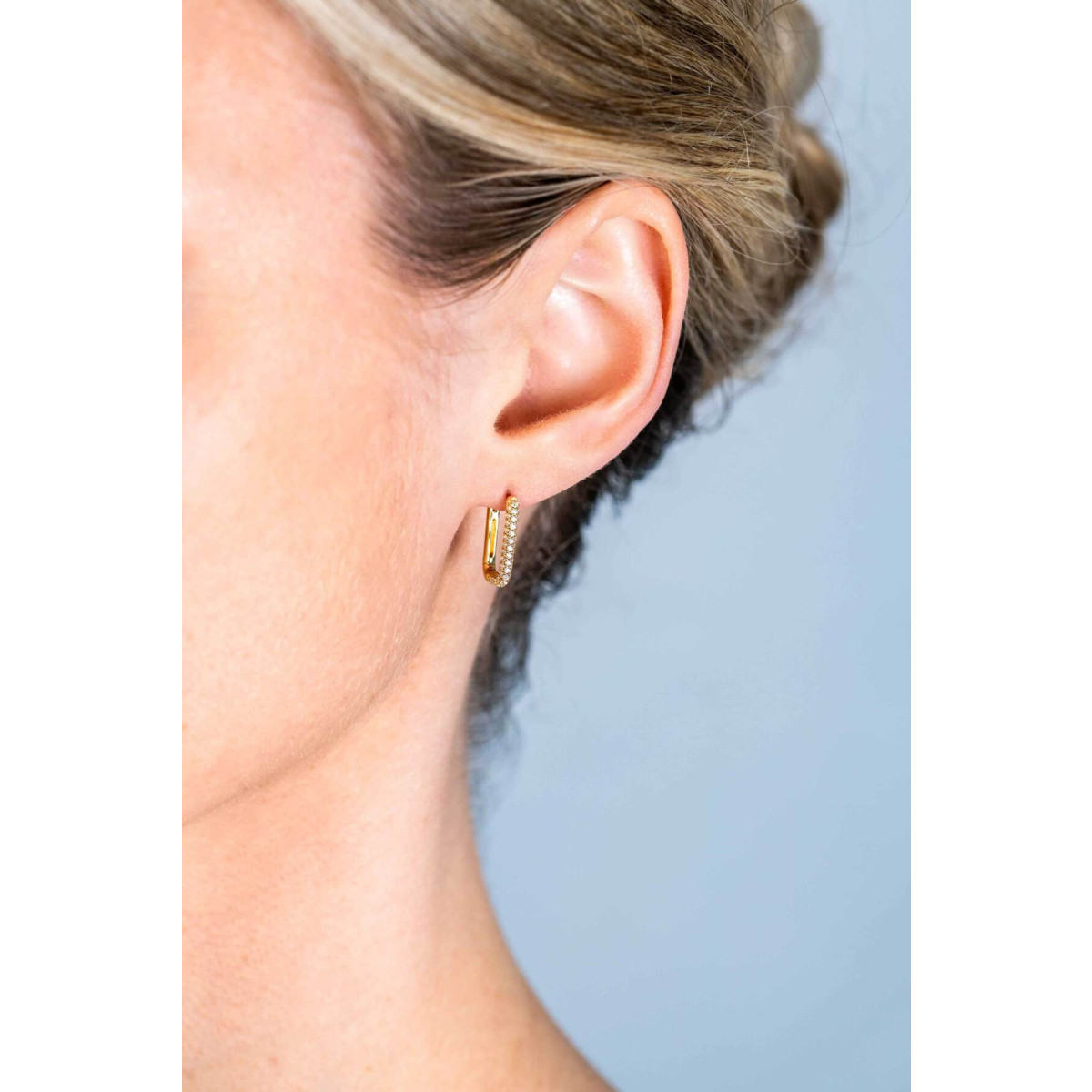 Zinzi ZIO2221Y goudkleurige klapoorringen met zirkonia 2 mm breed - Diameter 15 mm